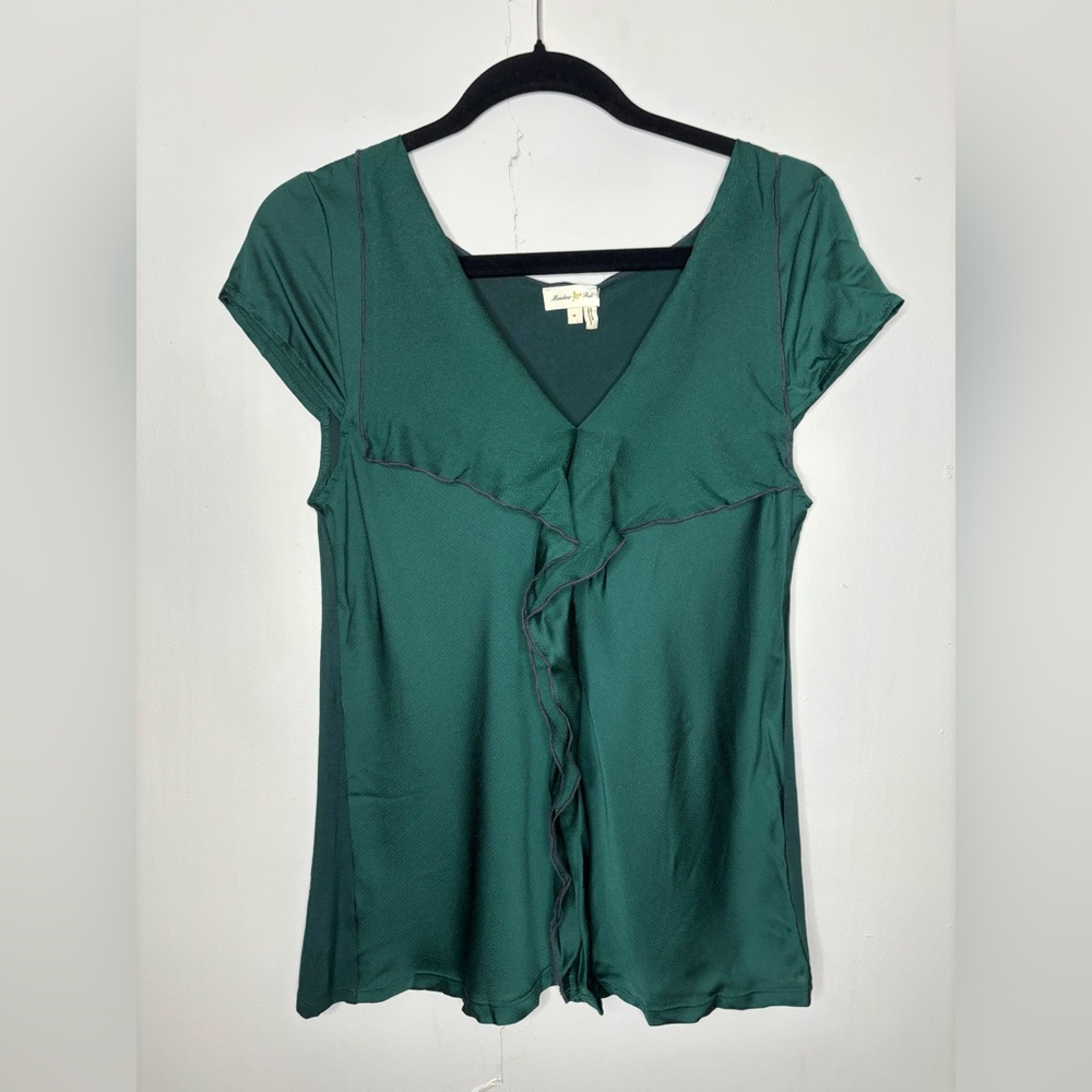 Meadow Rue Anthropologie emerald Green Ruffled sleeve scoop top Blouse Size med